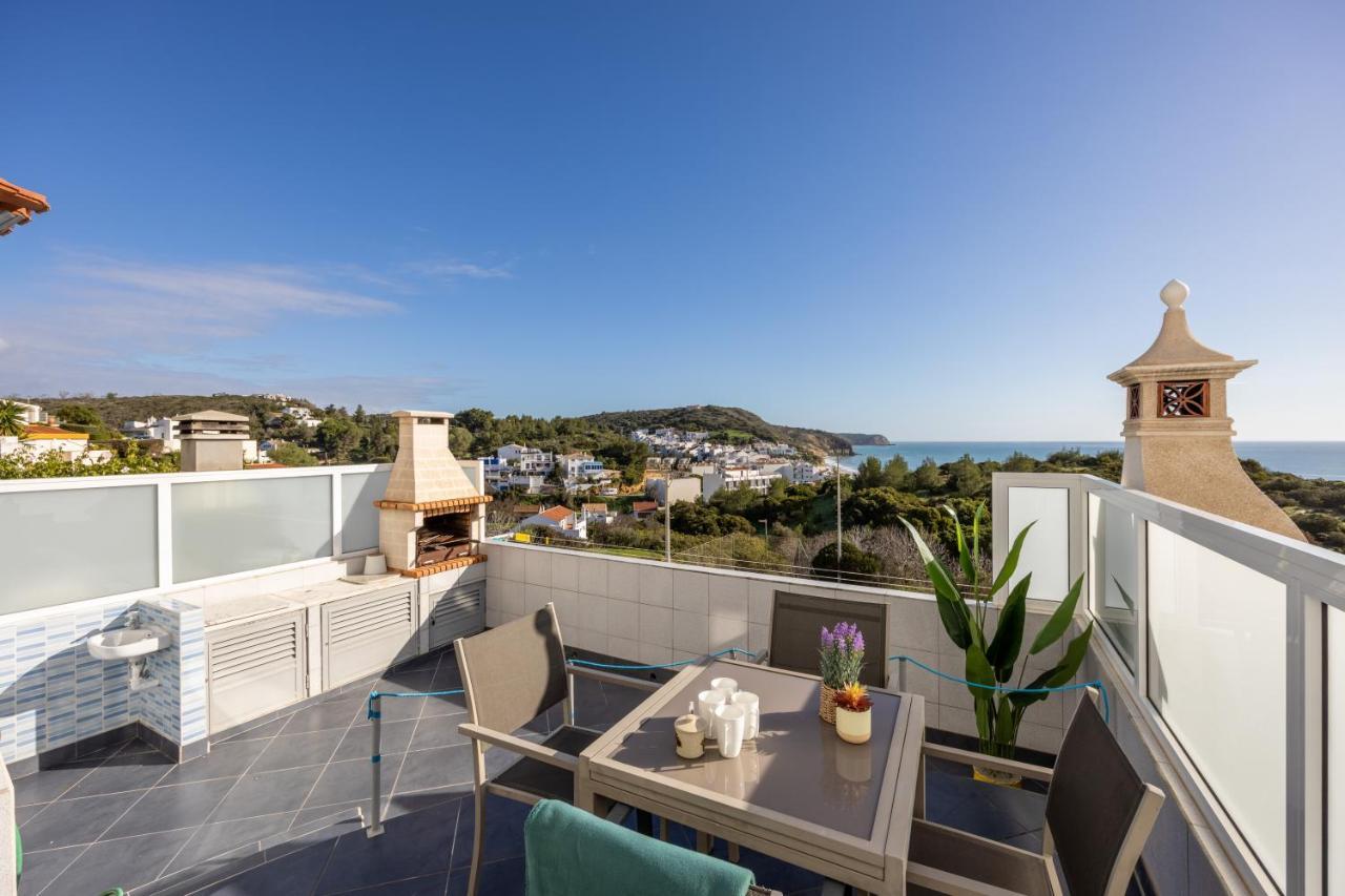 Bay View Townhouse Villa Salema Eksteriør bilde