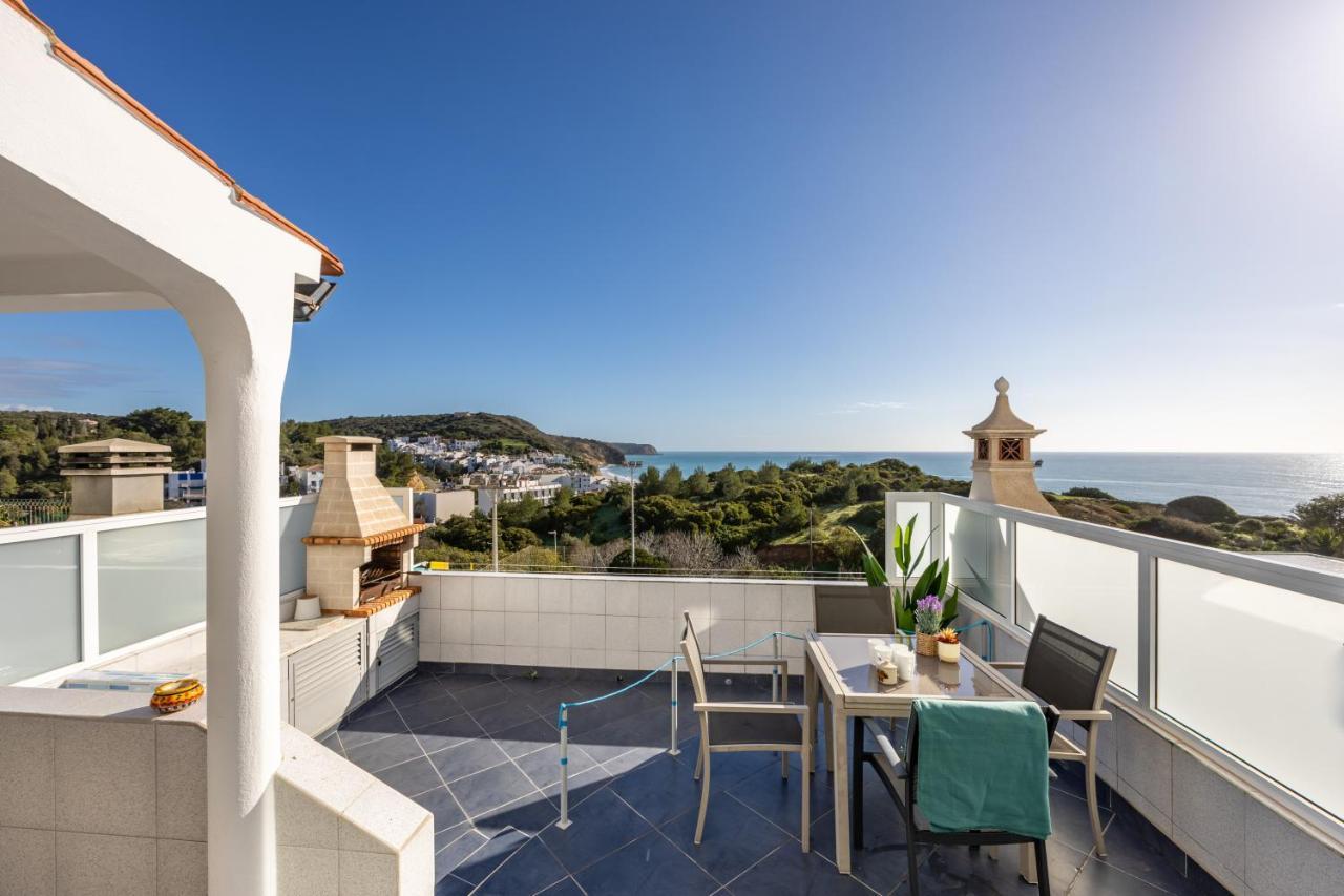 Bay View Townhouse Villa Salema Eksteriør bilde